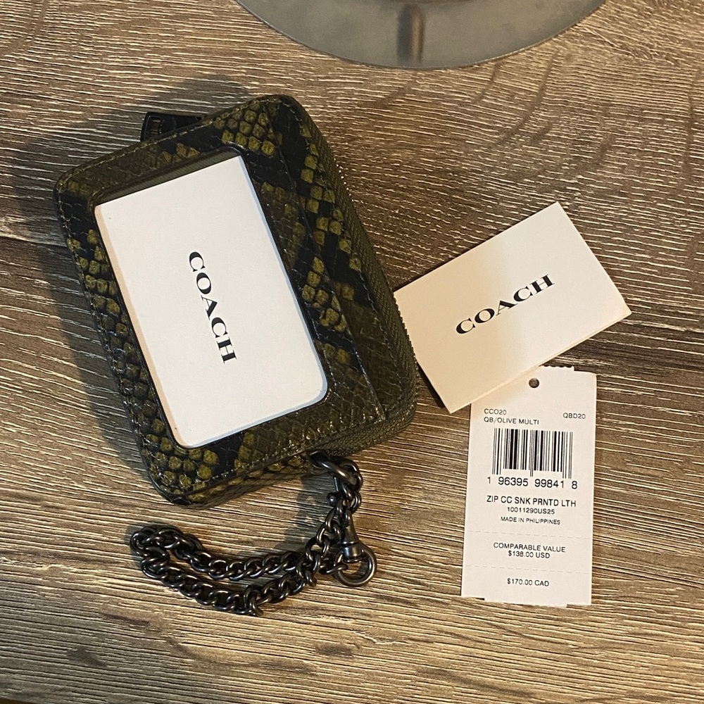 Coach NWT Zip Card Wallet Holder Olive and Black Snake Print Gunmetal Hardware - Picture 4 of 6